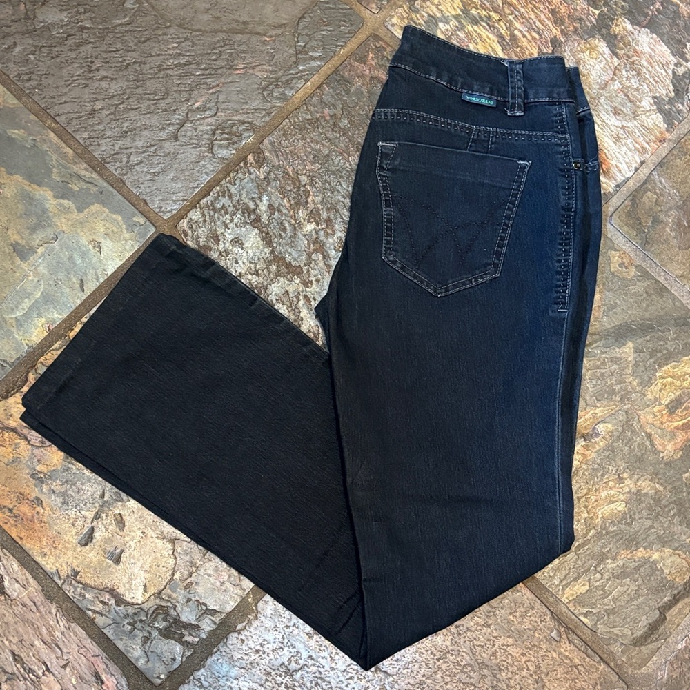 Women’s Worn Jeans
